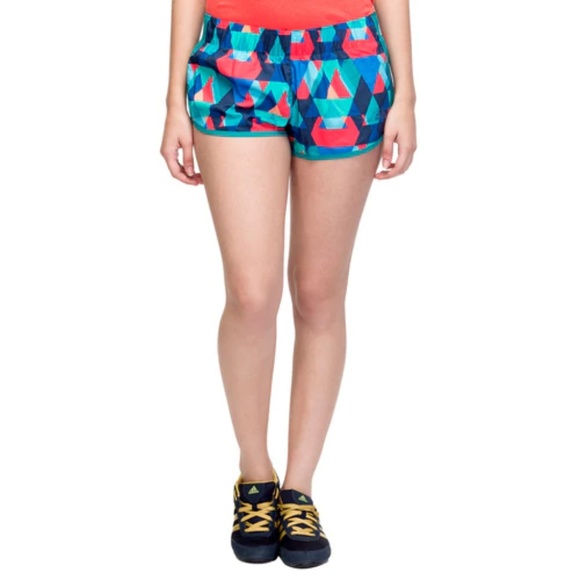 NWT **ADIDAS WOMEN'S M10 Q1 JOGGING SHORTS ** - Picture 2 of 4